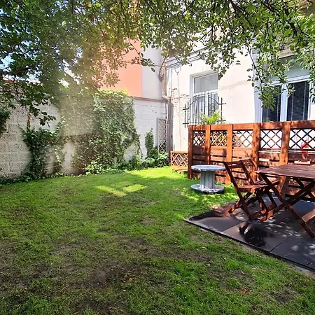 Apartman Lokum Z Ogrodem *